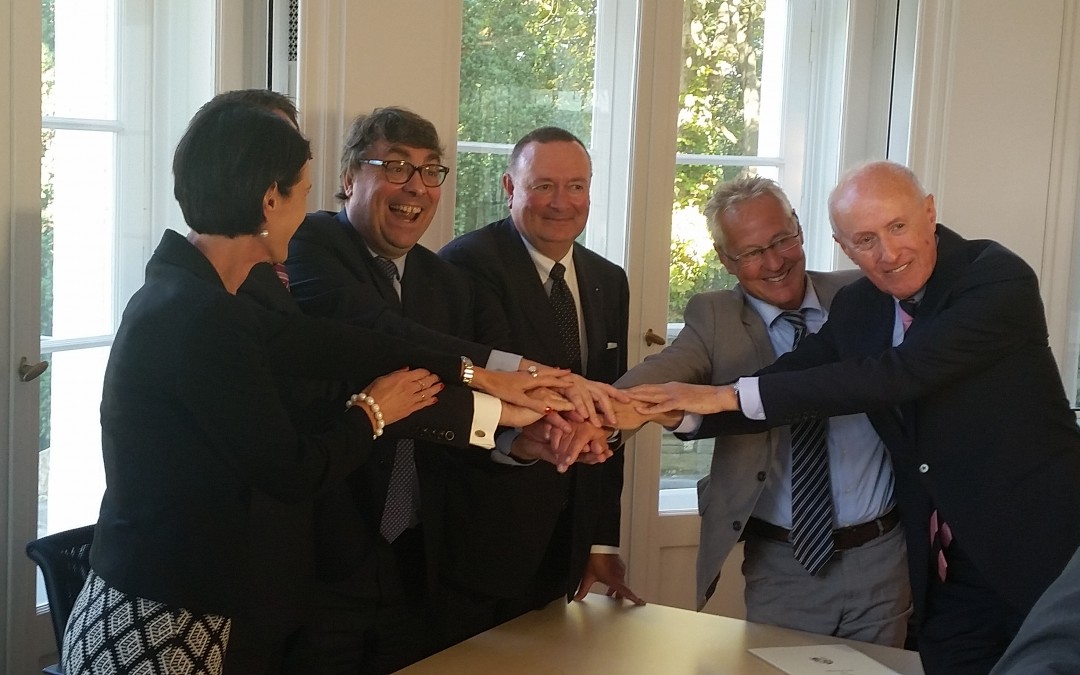 Signature des accords entre le Barreau de Paris, la Rechtsanwaltskammer des Saarlandes, le Ministère de la Justice de Land et l’Université de la Sarre