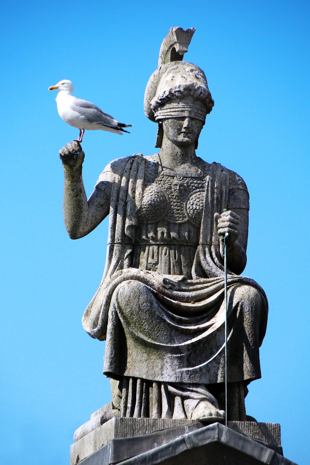 justitia-4299303_1920